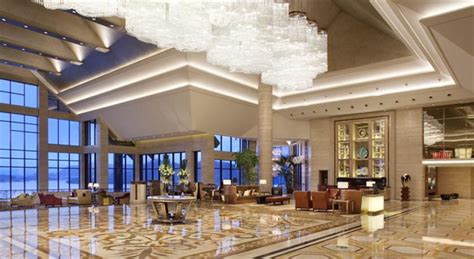 以水为主题的千岛湖滨江希尔顿度假主题酒店设计案例-设计风尚-上海勃朗空间设计公司