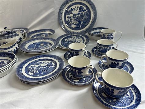 Johnson Brothers - Fine English Tableware