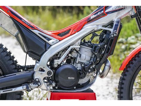 Compare Models: 2026 Beta Sincro 200 vs 2026 Beta Sincro 200 at Ruhnke Xtreme Cycles