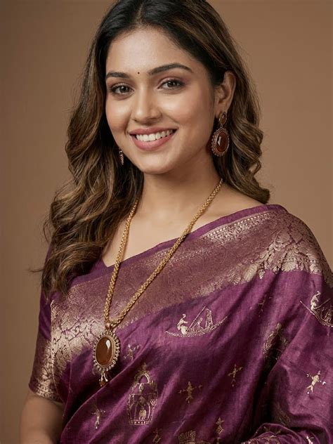 Thugil: Celebrating Indian Elegance - Ethnic Collections