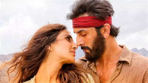 Shamshera: Shamshera Day 2 box-office collection: Ranbir’s action film ...