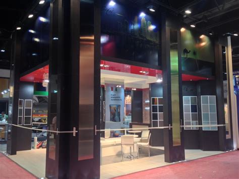 FLY SYSTEM: Customer Reviews, Stands and Services