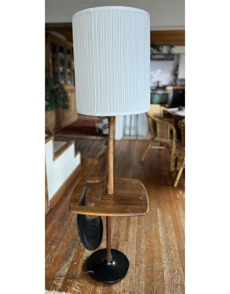 Mid-century magazine walnut table floor lamp made by Laurel Lamp Co ...