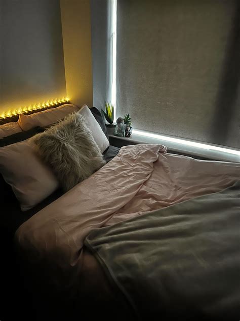 A 3rd floor cafe in Hanoi, Vietnam’s Old Quarter. : r/CozyPlaces