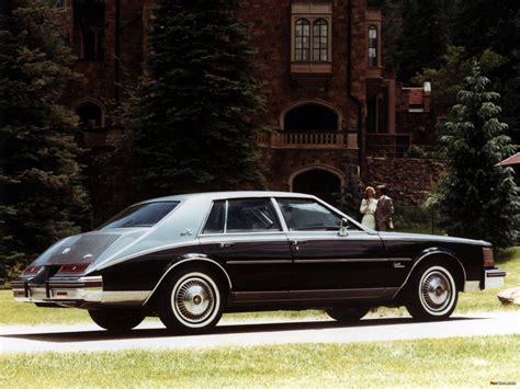 Photos of Cadillac Seville Elegante 1980–85 (2048x1536)