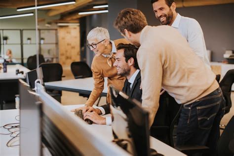 Collaborative Working Together 的图像结果