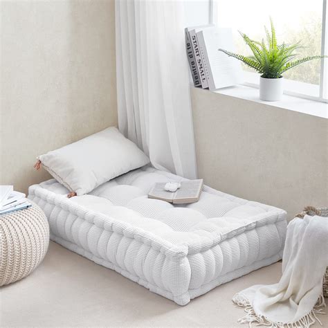 Rainha 40" Ultra Thick Tufted Floor Pillow - Bed Bath & Beyond