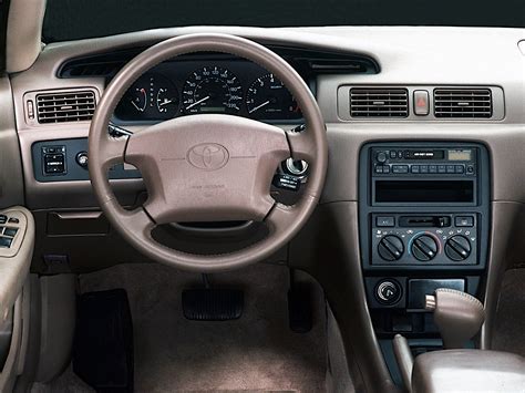 TOYOTA Camry Specs, Performance & Photos - 1997, 1998, 1999, 2000, 2001 - autoevolution
