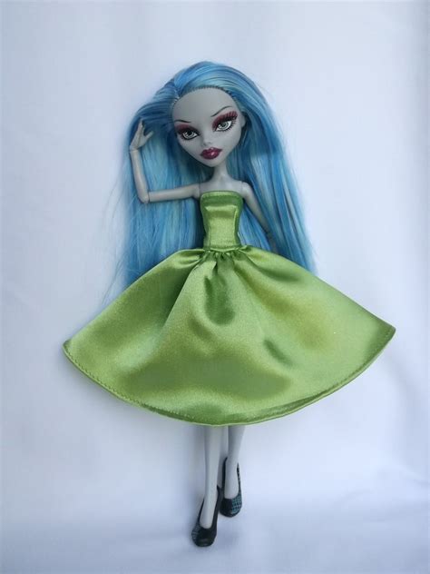 Image result for Alien Bratz