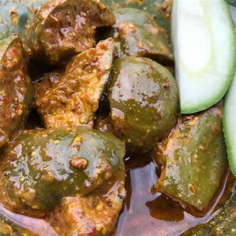 Buy 100% Authentic Kashmiri Products Like Saffron, Almonds, Walnuts ...