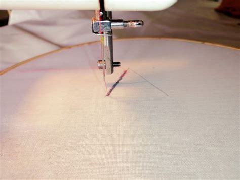 How to Embroider Letters Using a Machine 的图像结果