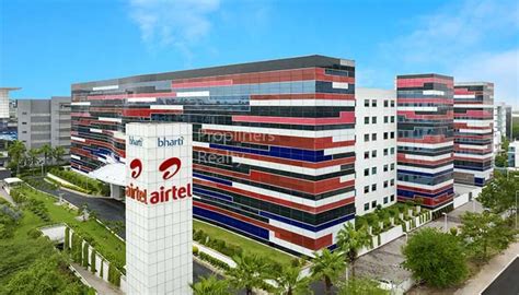 DLF Downtown Gurgaon | Premium Office Space in Cyber City