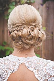 Hairstyles For Weddings by 10 Wedding Hairstyles For Hair You Ll Def Want To Hairstyles For Weddings