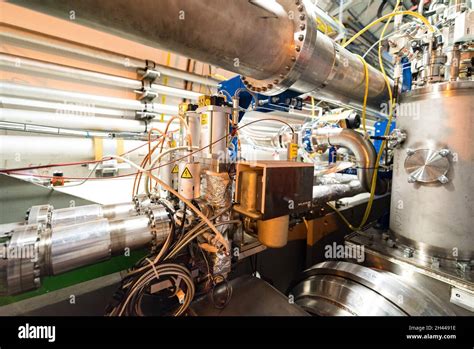 Cern particle accelerator hi-res stock photography and images - Alamy