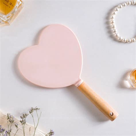 Beauty Heart Handheld Mirror Pink Online - Premium Handheld Mirror ...
