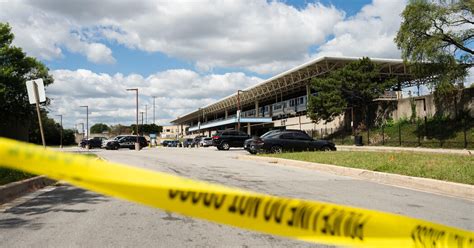 Chicago Man Charged in Fatal Shootings of Four Sleeping Train ...