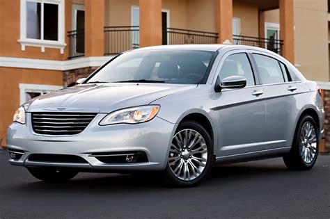 2013 Chrysler 200 Specs, Prices, VINs & Recalls - AutoDetective