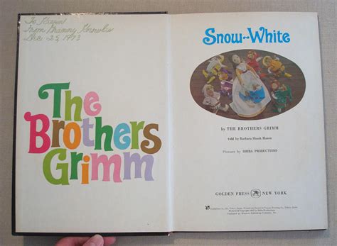 Snow White The Brothers Grimm Golden Press Shiba Puppet Story Book HC ...