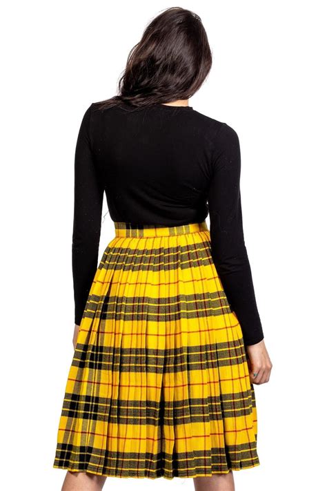 Tartan Pleated Midi Skirt | Tartan fashion, Midi skirt, Pleated midi skirt