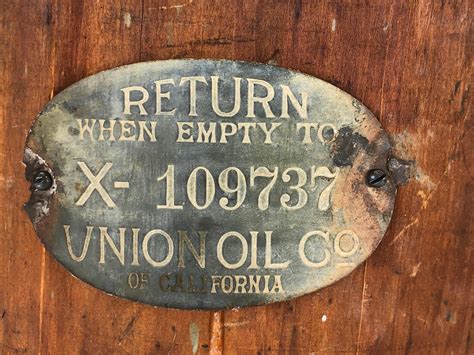 Lot - ANTIQUE UNION OIL CO OF CALI WOOD ENCASED OIL DRUM