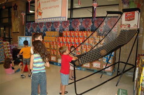 Commissary hosts exclusive shopping event for deployed Airmen’s ...