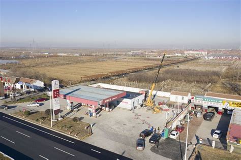 中国安能承接首个中石化分布式屋顶光伏EPC总承包项目正式开工|中石化|光伏|安能_新浪新闻