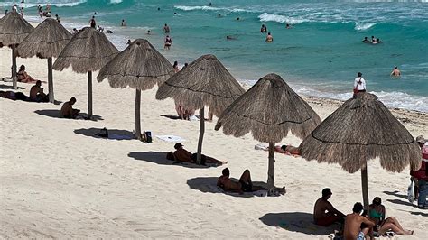 American college students robbed in Cancún, Mexico during spring break ...