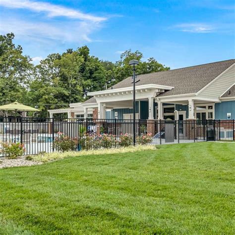 Springs at La Grange - Louisville Apartment Association