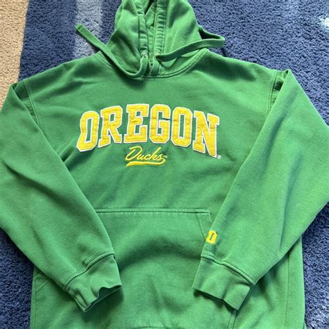 2000s vintage oregon ducks sweatshirt size M - Depop