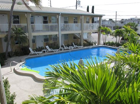 Tropical Breeze Resort Motel in Clearwater Beach | VISIT FLORIDA