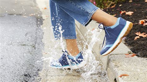 Women's Waterproof Shoes and Footwear | Simply Feet