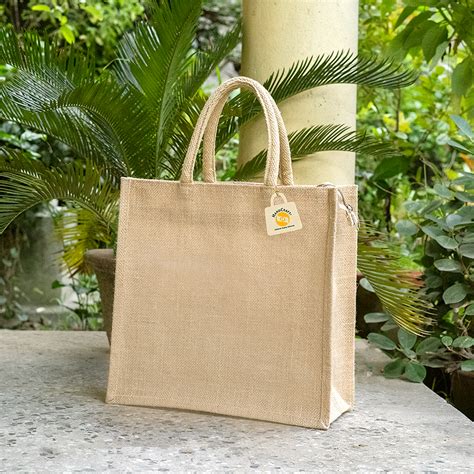 Natural Plain Jute Bags Manufacturer And Exporter - handcraftCustom.com