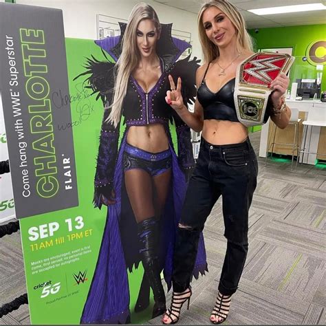 Charlotte flair | Scrolller