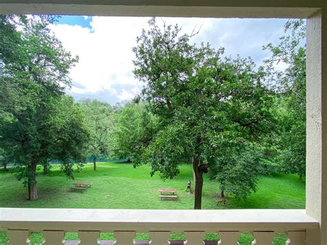 River-Front One Bedrooms-8-Plex — The Other Place Resort