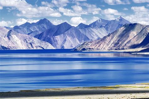 Ladakh Travel Guide | Plan your Trip to Leh Ladakh India