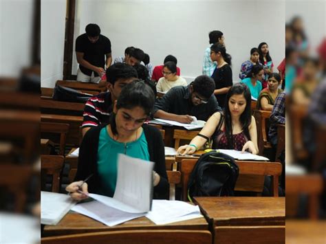 Kolkata college introduces dress code banning earrings for boys, short ...