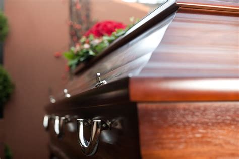 Traditional Services | Askew Funeral Home | Langdon, ND