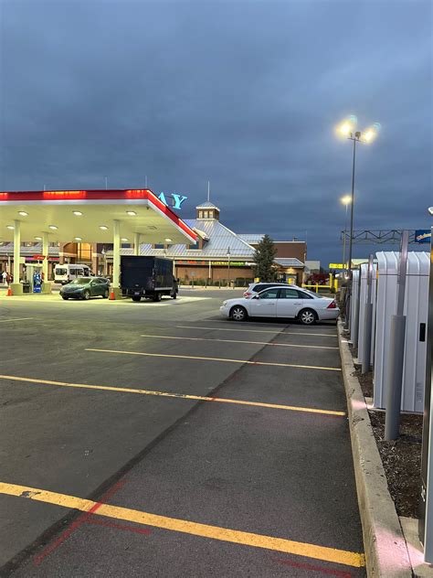 Gateway Travel Plaza (1) | Breezewood, PA | EV Station