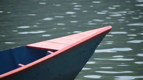 Take a boat ride in Tamil Nadu’s picturesque Courtallam region ...