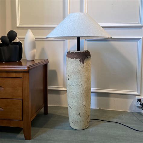 Primitive Ceramic Floor Lamp - Mooielight