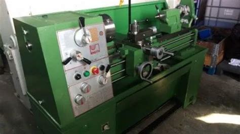 Tool room Lathe-light duty lathe - Heavy Duty Lathe Machines Trader ...