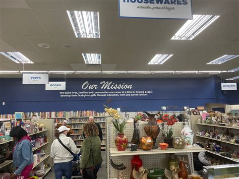 Goodwill opens new Walton Way location - The Augusta Press