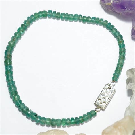 Emerald Bracelet-semi precious stone :Love and Divine Wisdom – Love Rocks