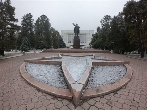 Vladimir Lenin Statue (Bishkek) - 2020 What to Know Before You Go (with ...