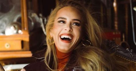 Video Musical Adele 的图像结果