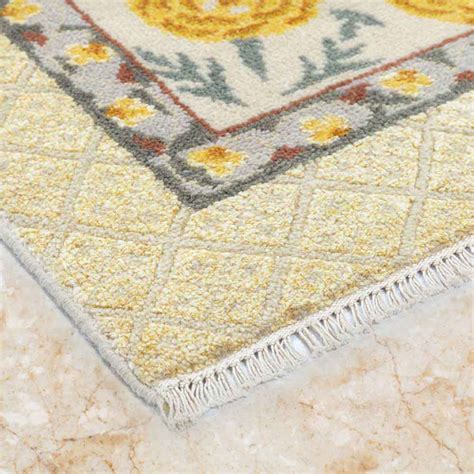 Buy Rugs and Carpets Online for Puja Room & Obeetee Carpets India