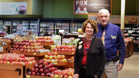 Fox Bros. Piggly Wiggly buying West Bend grocery store