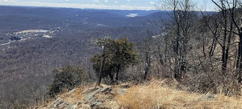Fishkill Ridge Loop via Overlook and Fishkill Ridge Trail, New York ...