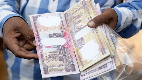 Seven Years Later: A Look Back At The 2016 Demonetization Of ₹500 And ...