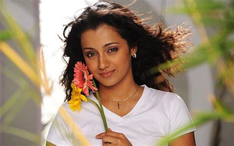 த்ரிஷா பிறந்தநாள் | இரண்டு தசாப்தங்களாக தமிழ்த் திரையை ஆளும் குந்தவை ...